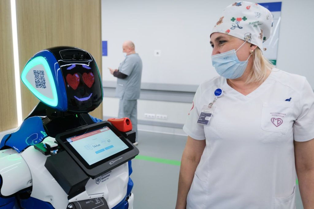 Integrating Chatbots with Healthcare CRM for Better Support