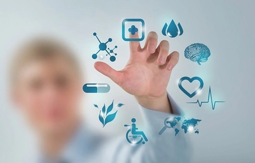 Why Mobile Access to Healthcare CRM Data Boosts Efficiency